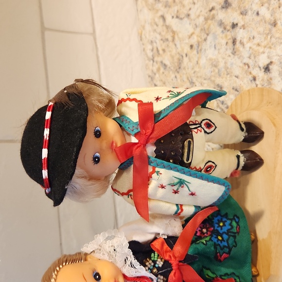 Vintage Lalka w Stroju Polish Dolls with Stand - Picture 2 of 8